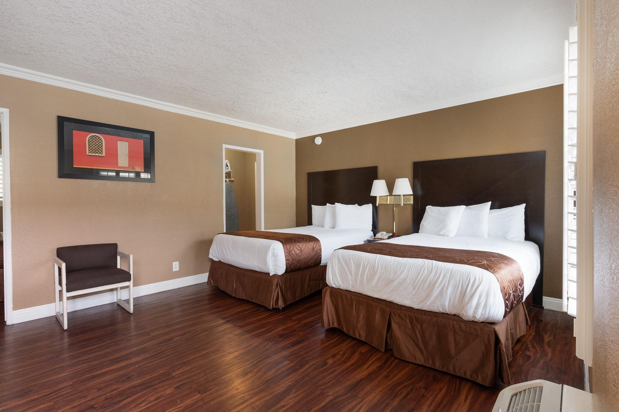Americas Best Value Inn & Suites Anaheim Extérieur photo